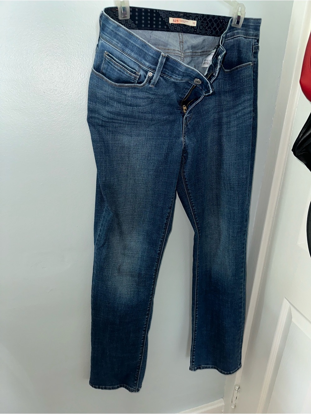 Levi's Straight-Leg Midwash Jeans